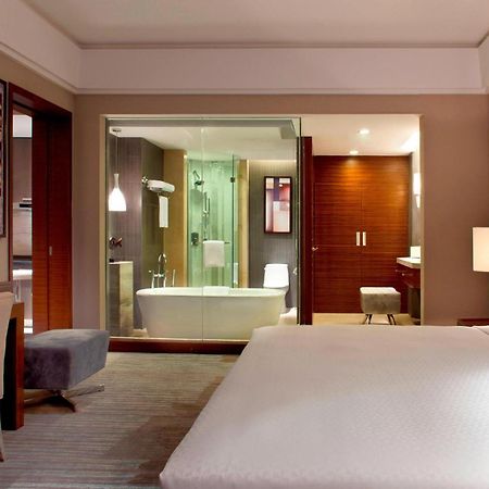 โฟร์ พอยต์ บาย เชอราตัน ไท่ชาง Hotel Taicang ภายนอก รูปภาพ