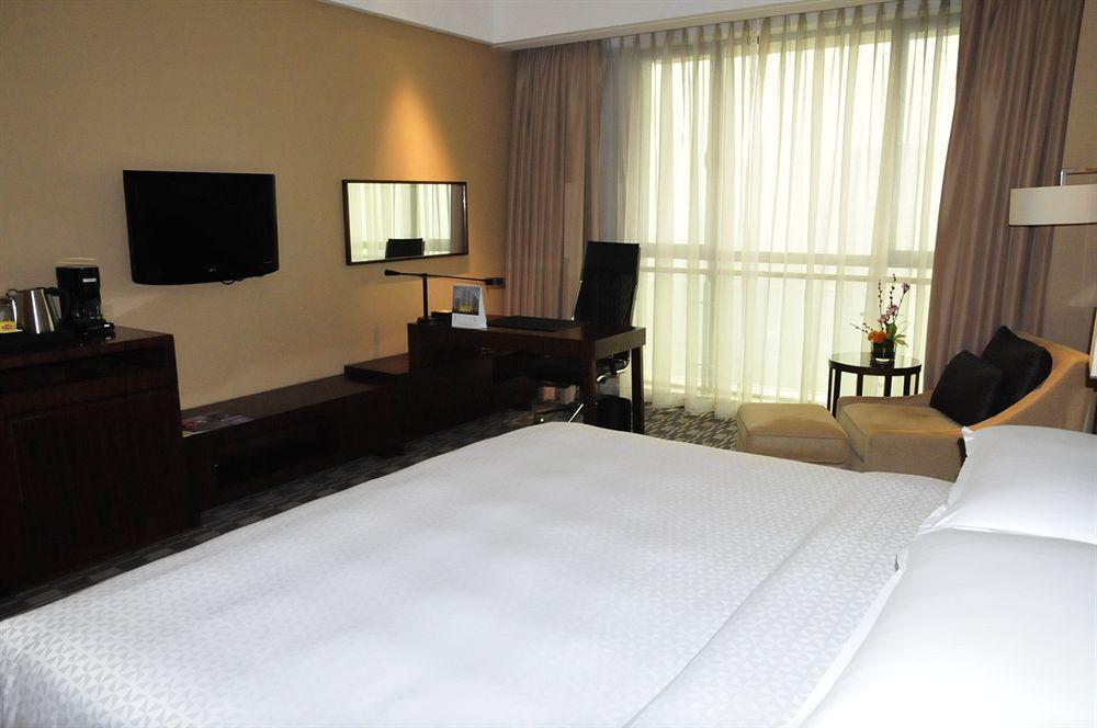 โฟร์ พอยต์ บาย เชอราตัน ไท่ชาง Hotel Taicang ภายนอก รูปภาพ